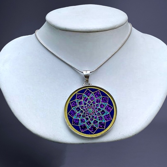 🌺Artisan 2 Sided Sterling Kaleidoscope/Chakra Necklace - Picture 1 of 14